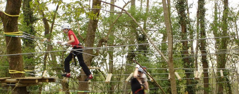 Parcours accrobranche à Saint Savin de Blaye (33)